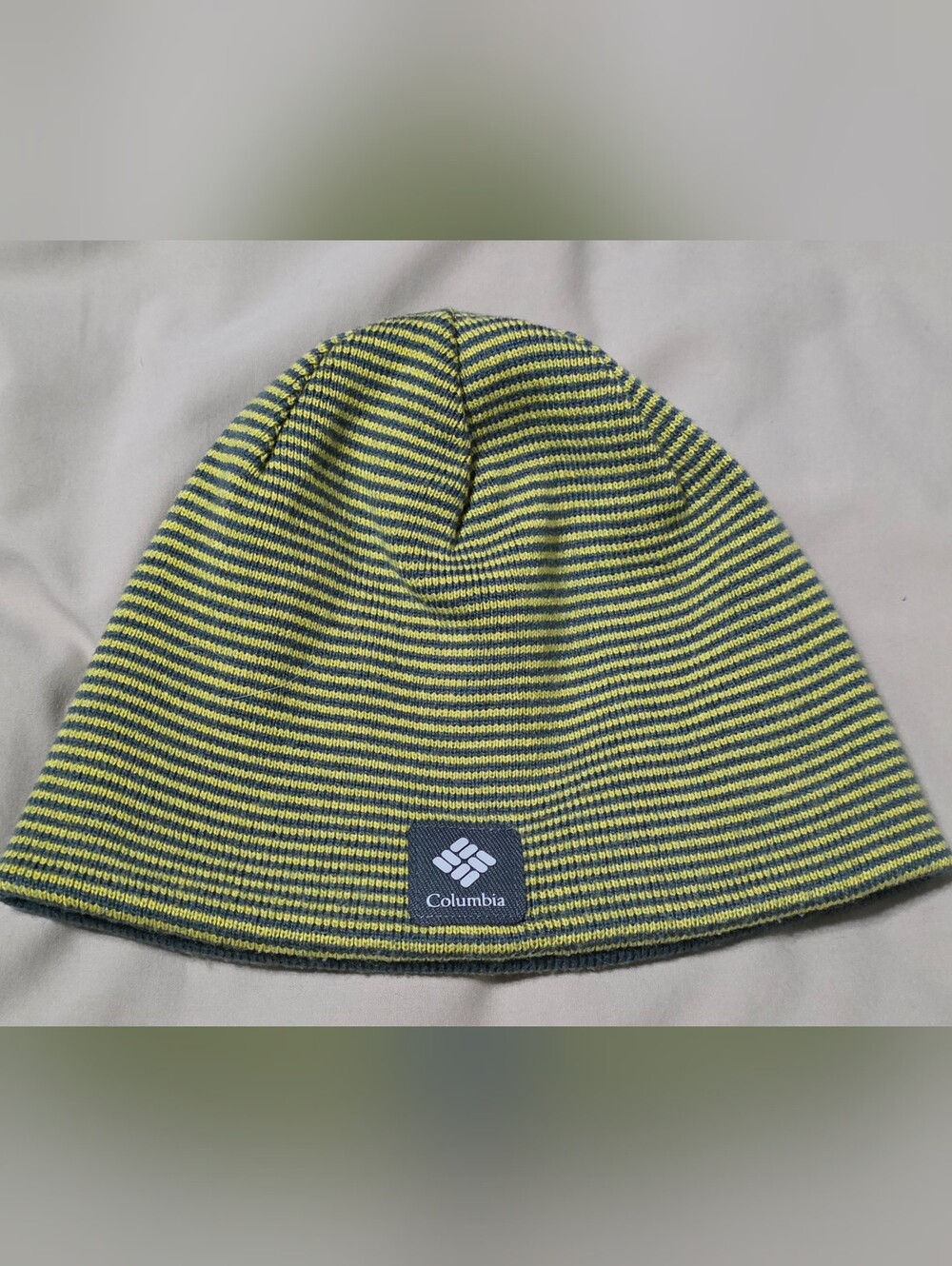 Columbia Unisex Gray/Yellow Striped Knit Beanie Reversible Skull Cap Hat S/M